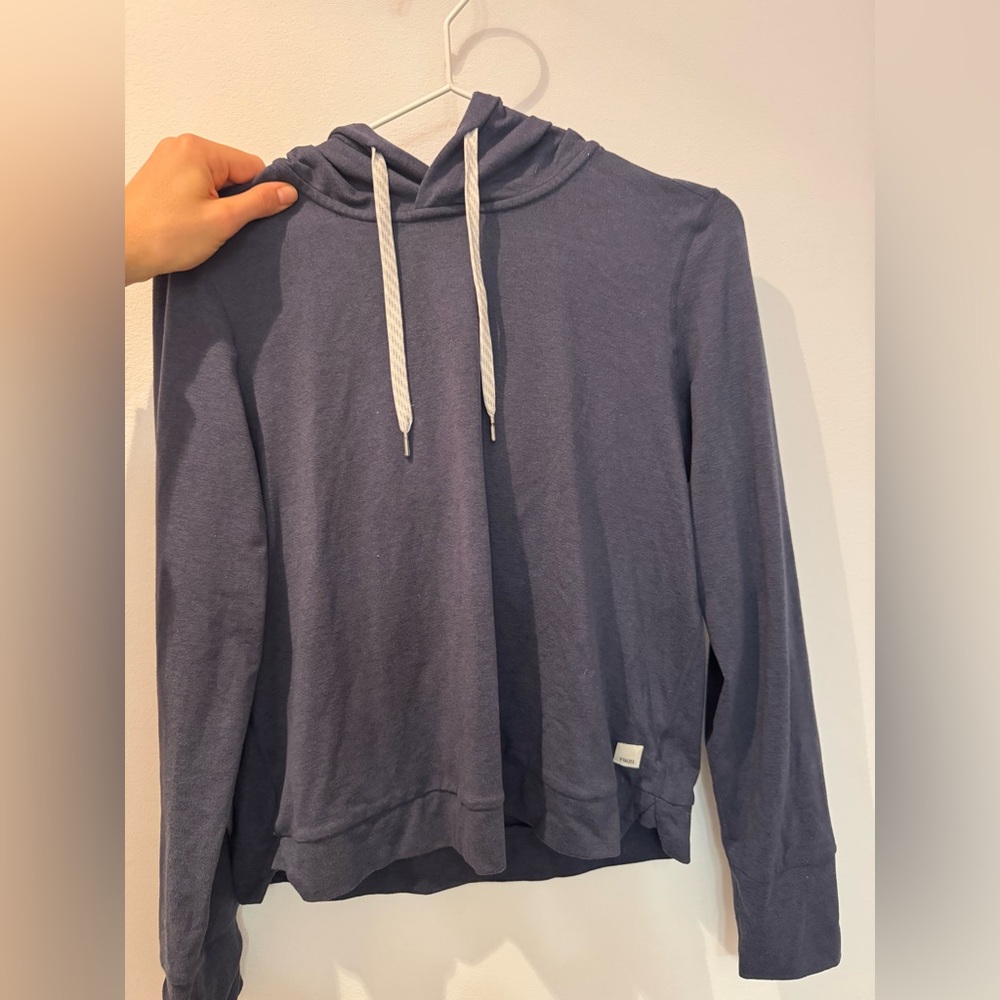 Vuori Women’s Essential Hoodie Slate Blue Grey Size: Small